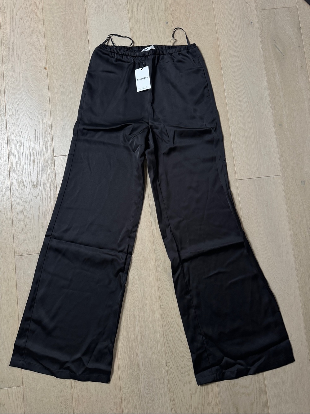 Satin Black Wide-Leg Pants with Pockets